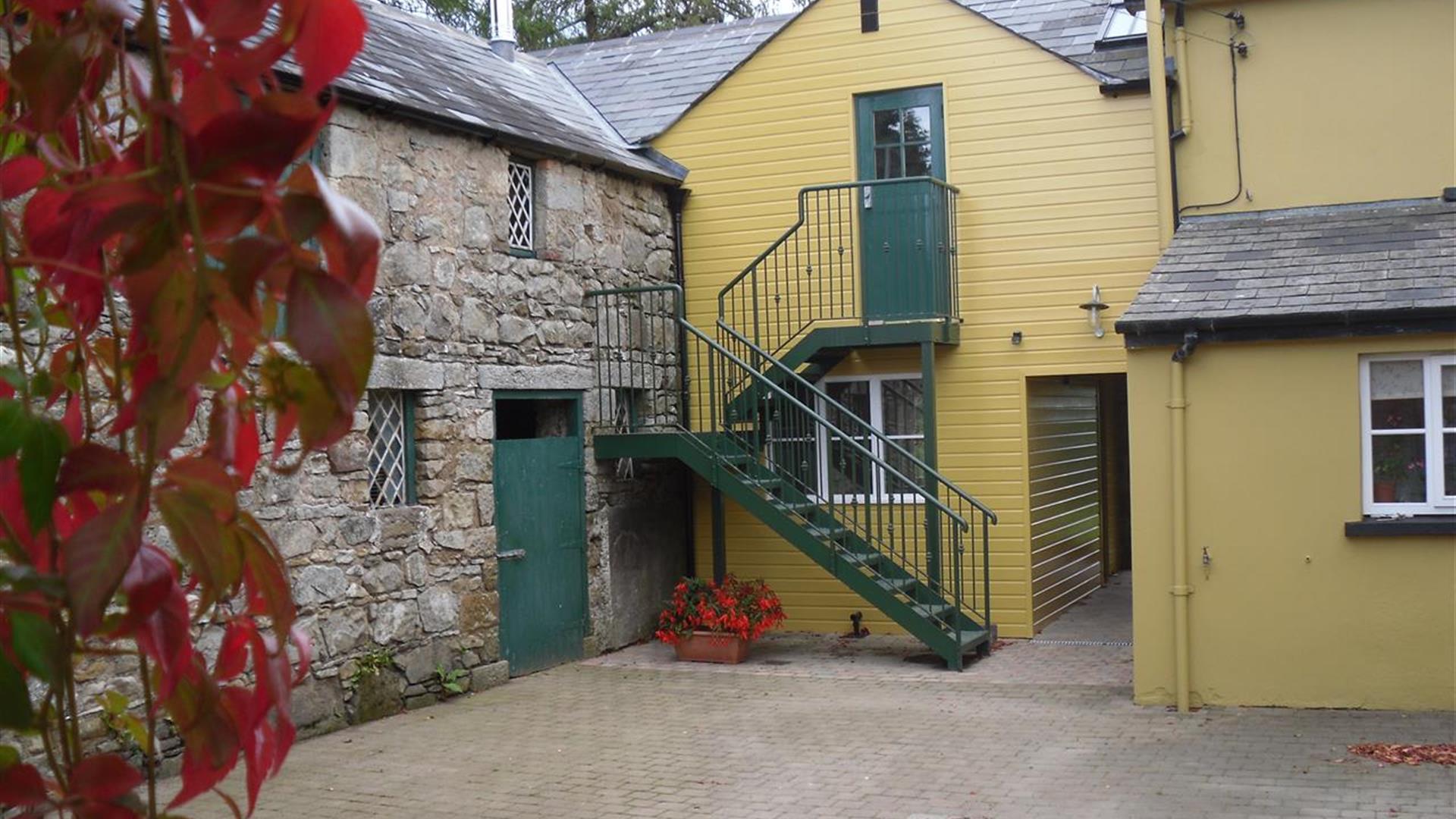 Outside image of Homecoming Barn