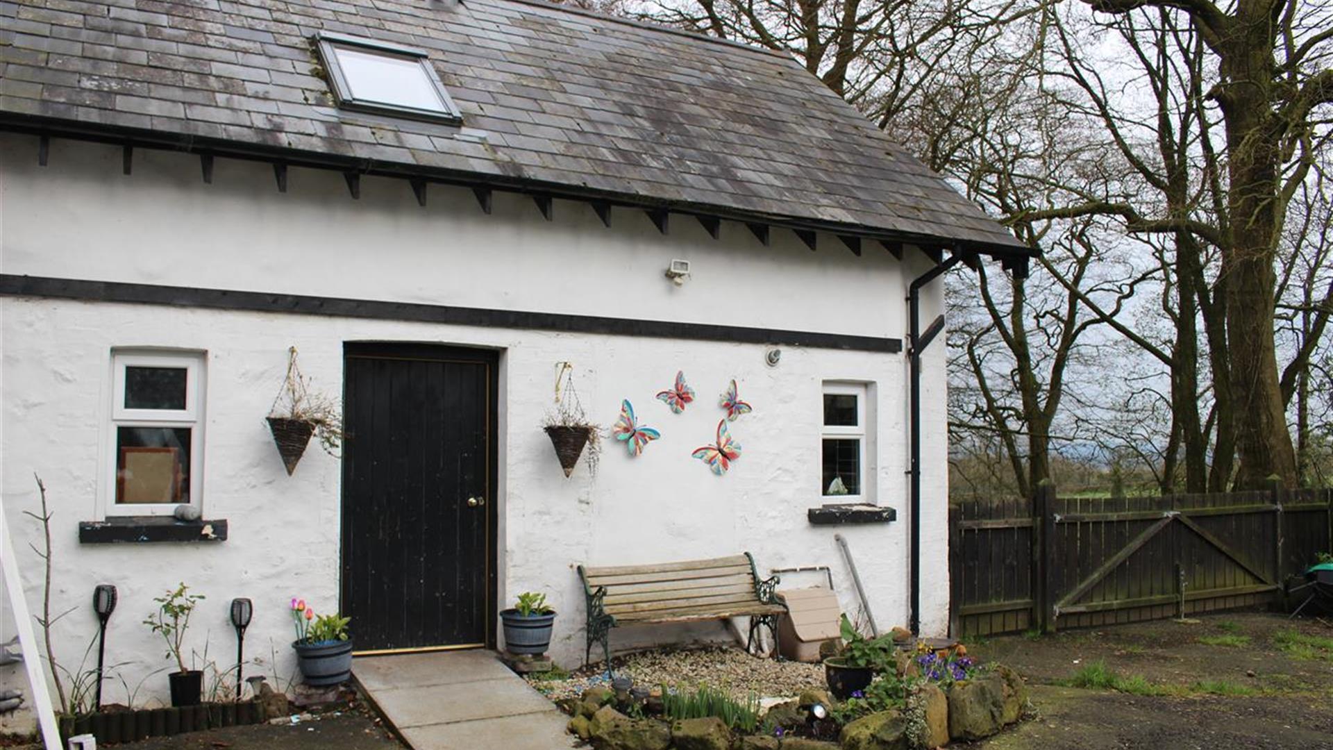 The Cullybackey Cottage Ballymena Discover Northern Ireland