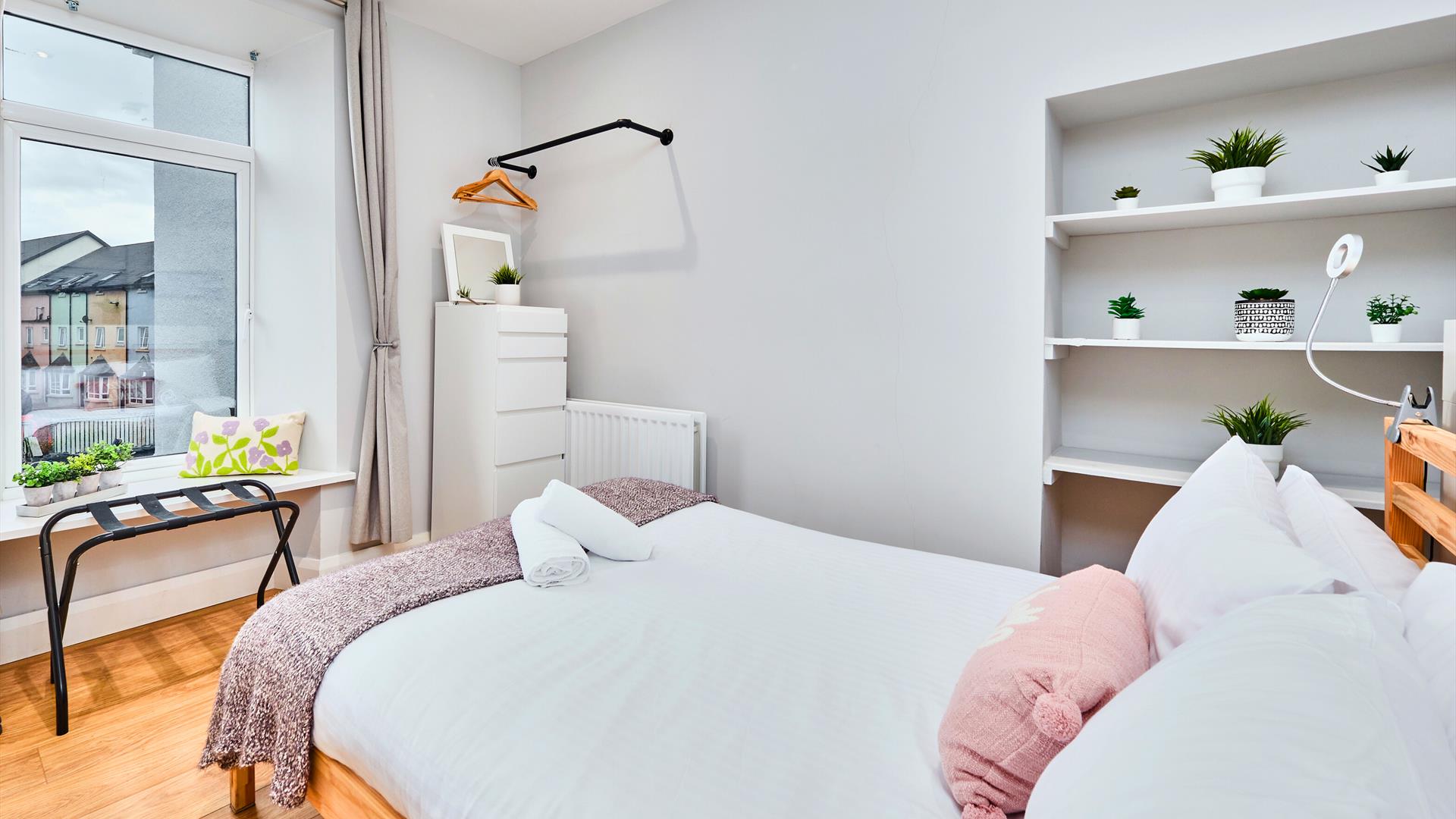 Portrush by the Sea - Princess Red Apartment 2