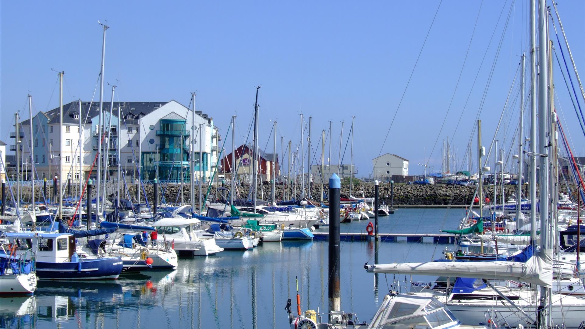 Carrickfergus Marina - Carrickfergus - Discover Northern Ireland