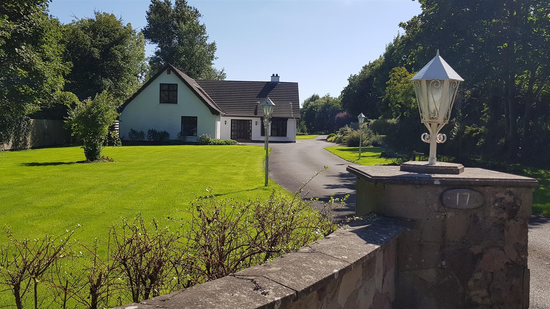 Ballygallum Country House