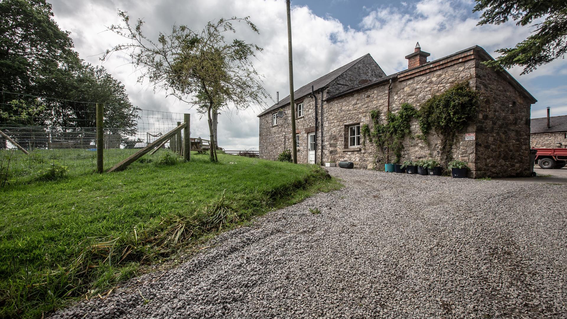 Armagh Country Cottages - Chestnut House