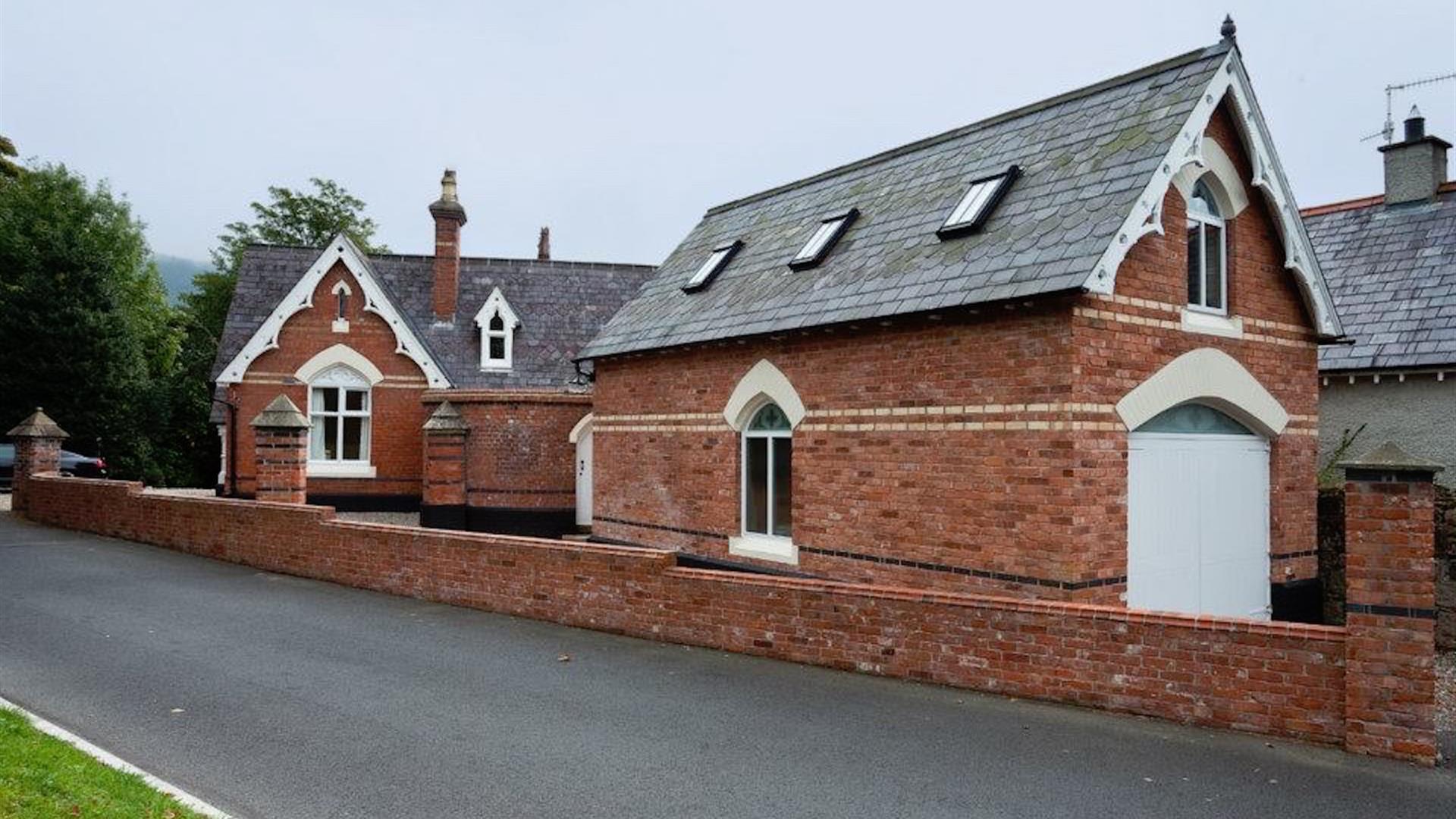 The Willows Garden Room and Private Apartment