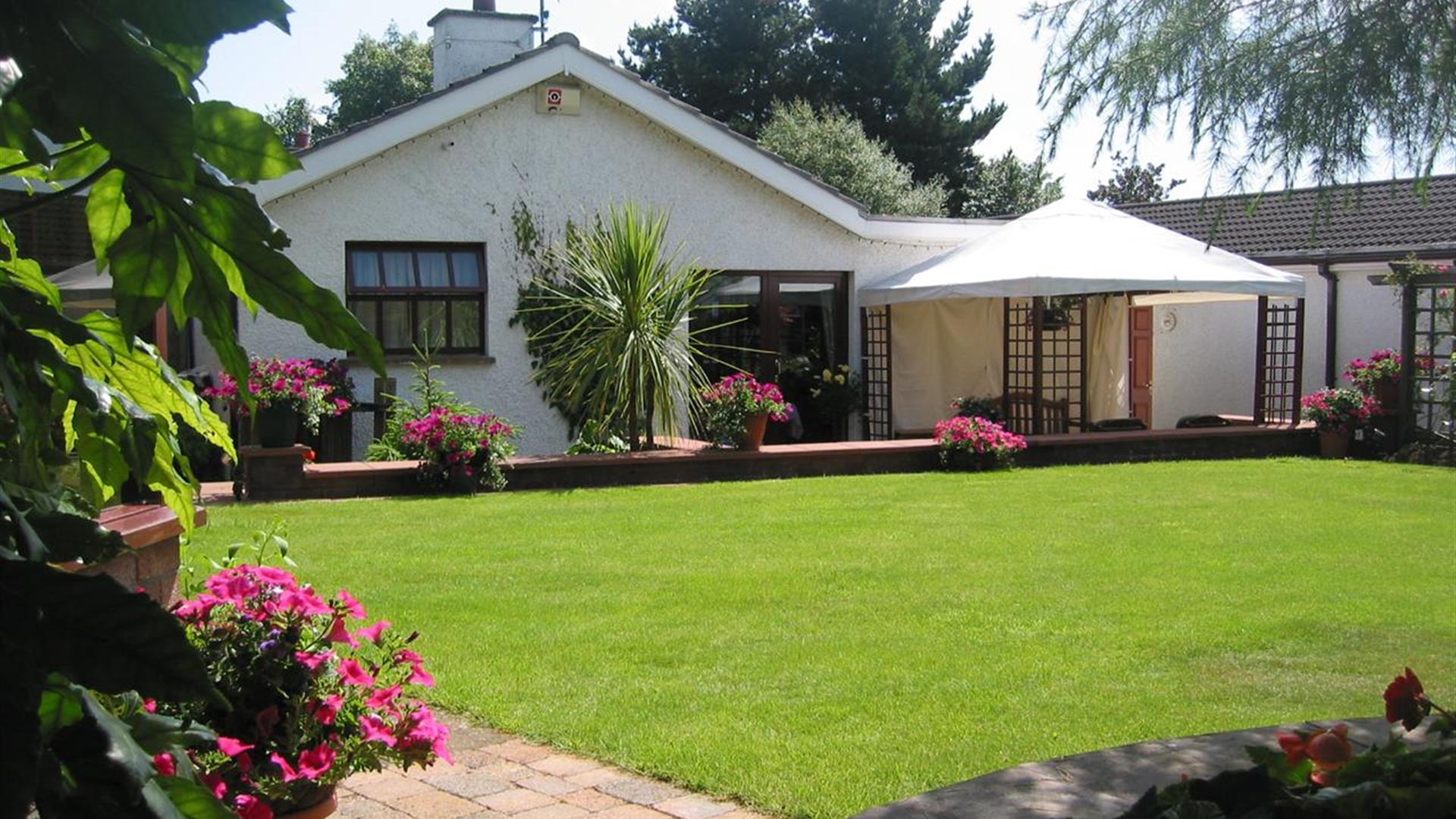 Pinegrove Lodge B&B Ballymena