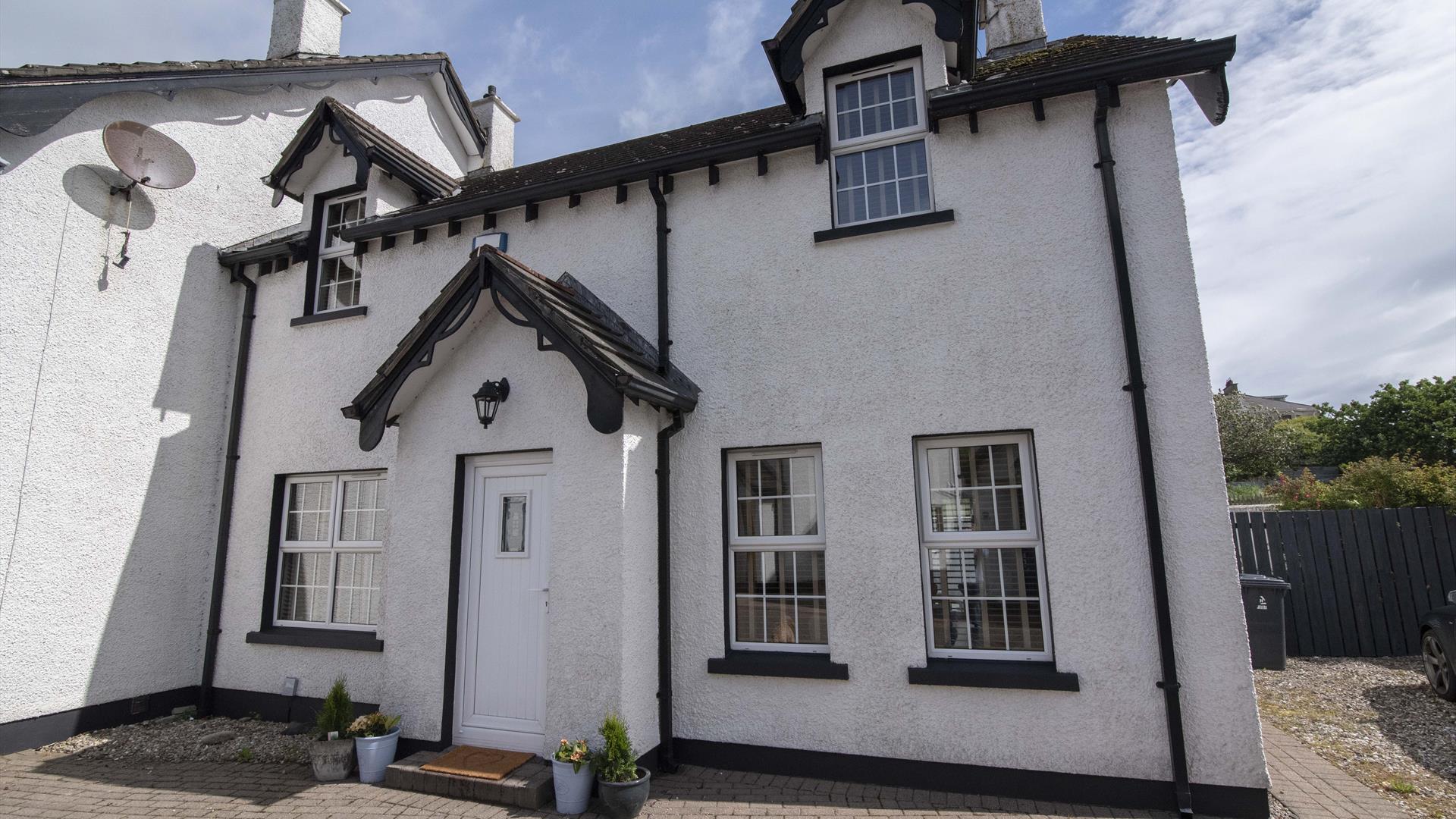 Corner Cottage