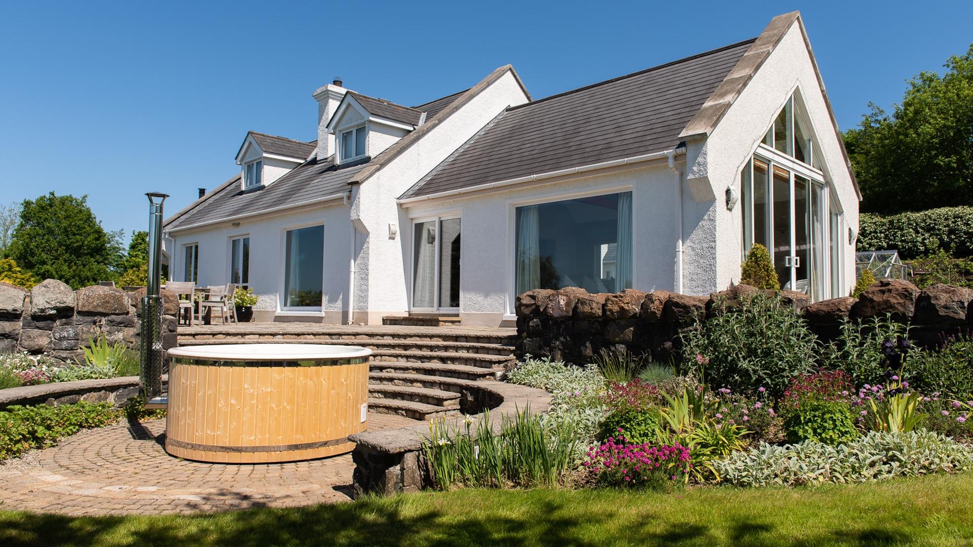 Dundarragh Lodge