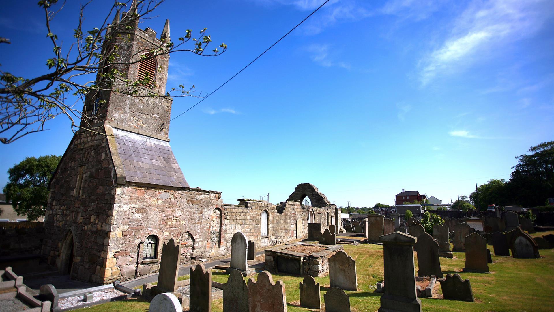 a photograph of a graveyard