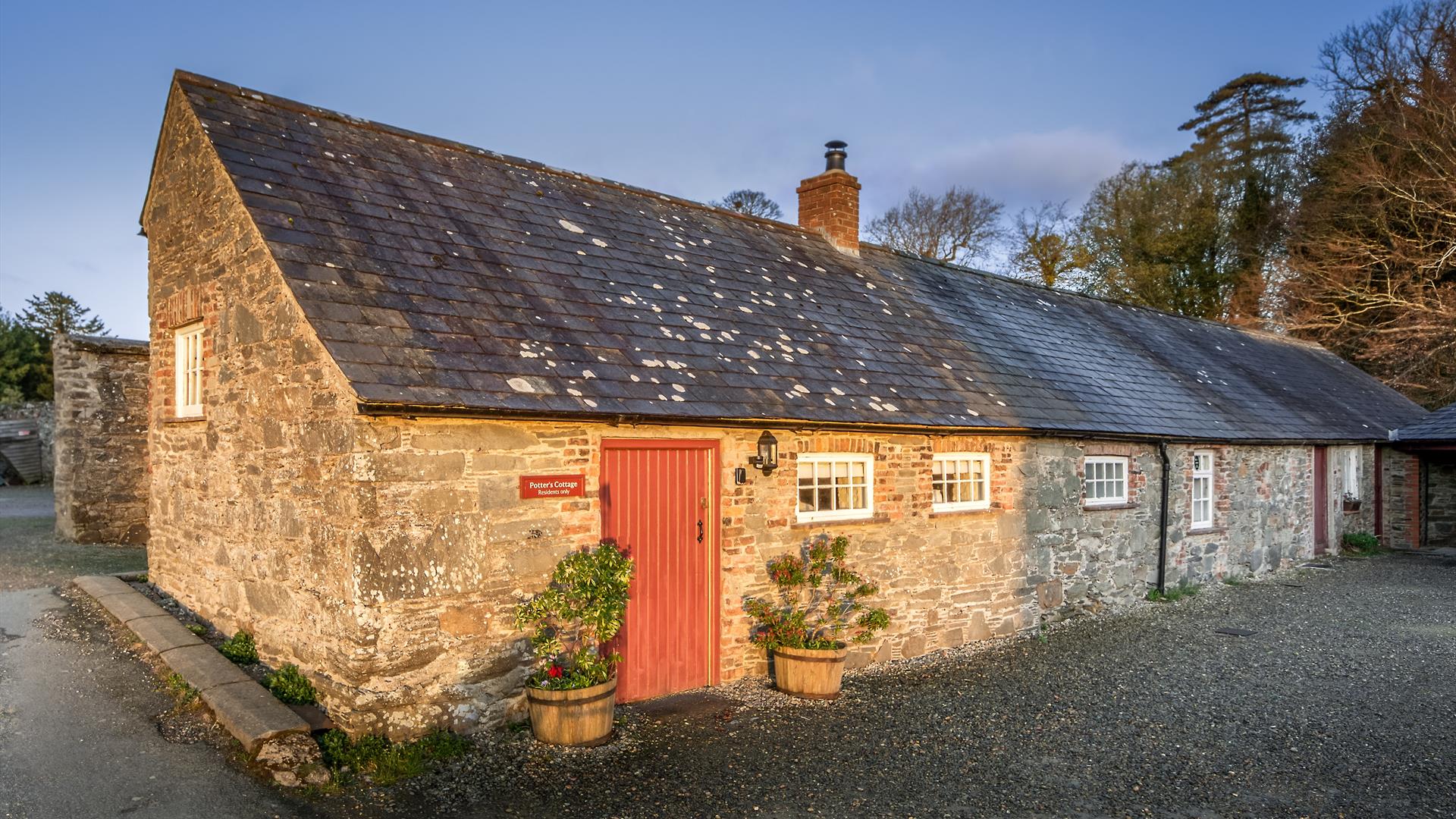 The Potter's Cottage exterior