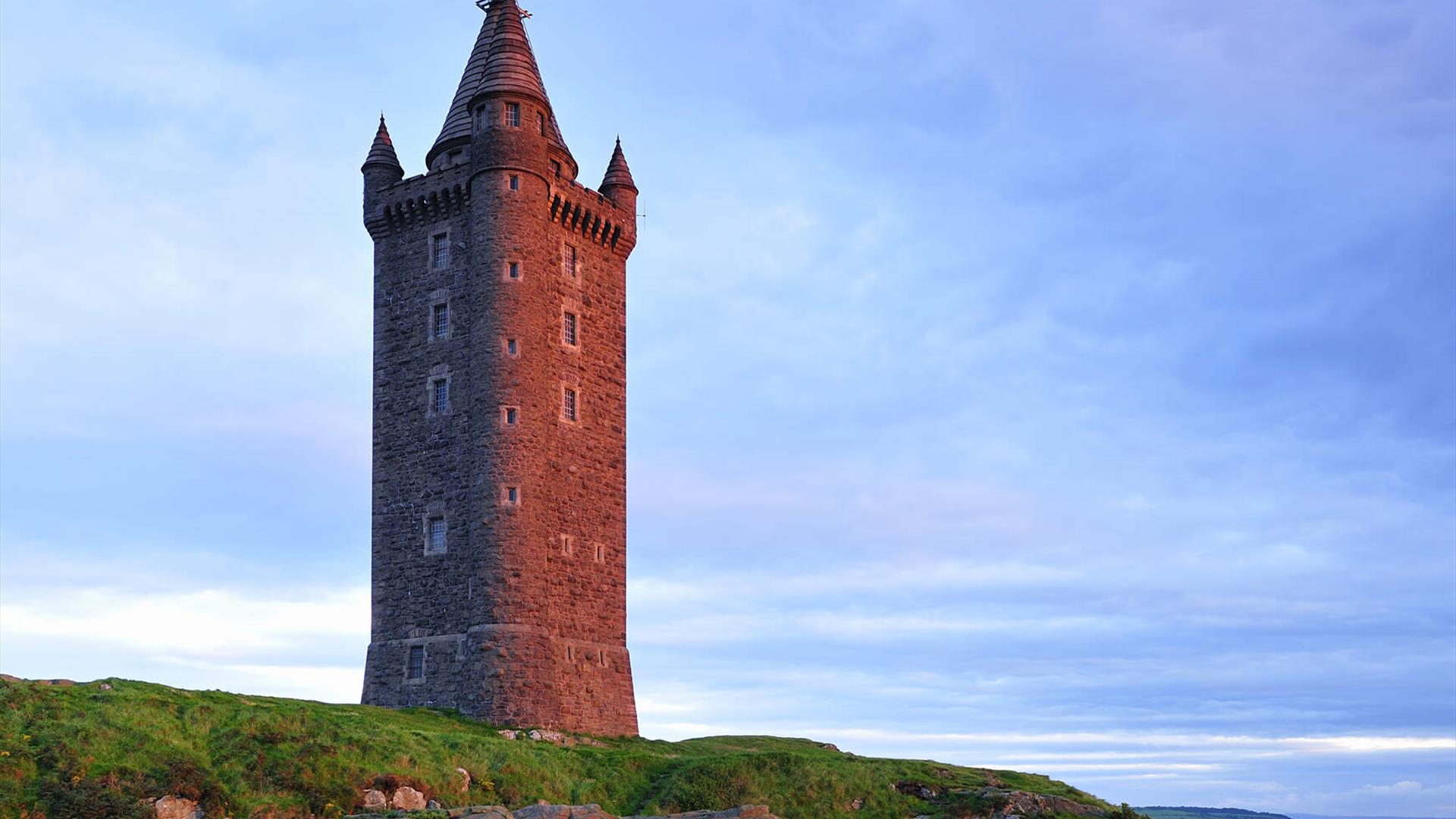 Scrabo Tower at dusk