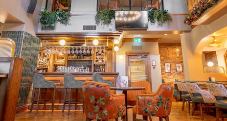 Ashburn Hotel Dining