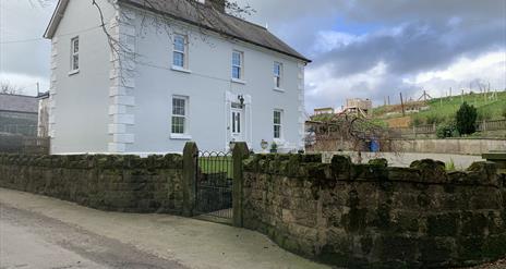 Tullyard House and entrance