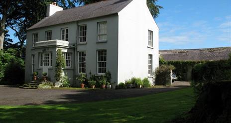 Dromore House - Historic Country House Accommodation