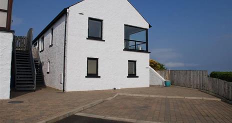 exterior of Atlantic Lookout Holiday accommodation