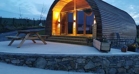 Tollymore Log Cabin - Robin's Nest