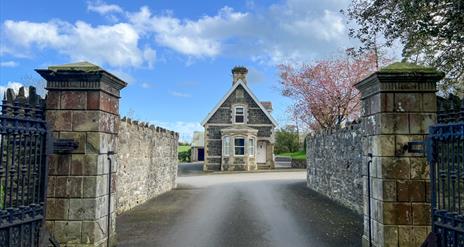 Bailliesmills Gate Lodge at Larchfield Estate