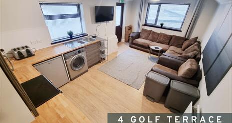 Portrush by the Sea – Golf Terrace