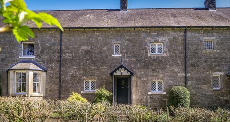 Woodford Cottage - National Trust Exterior