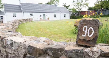 Tillie's Cottage Ballycastle - Exterior