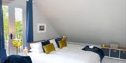 King sized bed