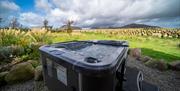 Private Hot tub- Willowtree Glamping Mournes