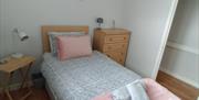Single bedroom
