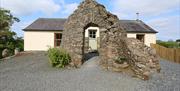 External view of accommodation and entryway