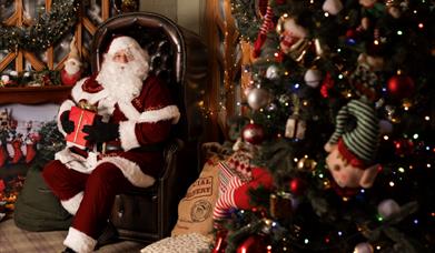 Santa Sundays