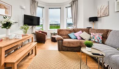 Portrush by the Sea - 2 Dunluce Green