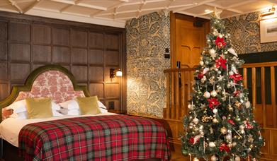 A Merry Little Christmas - The Old Inn