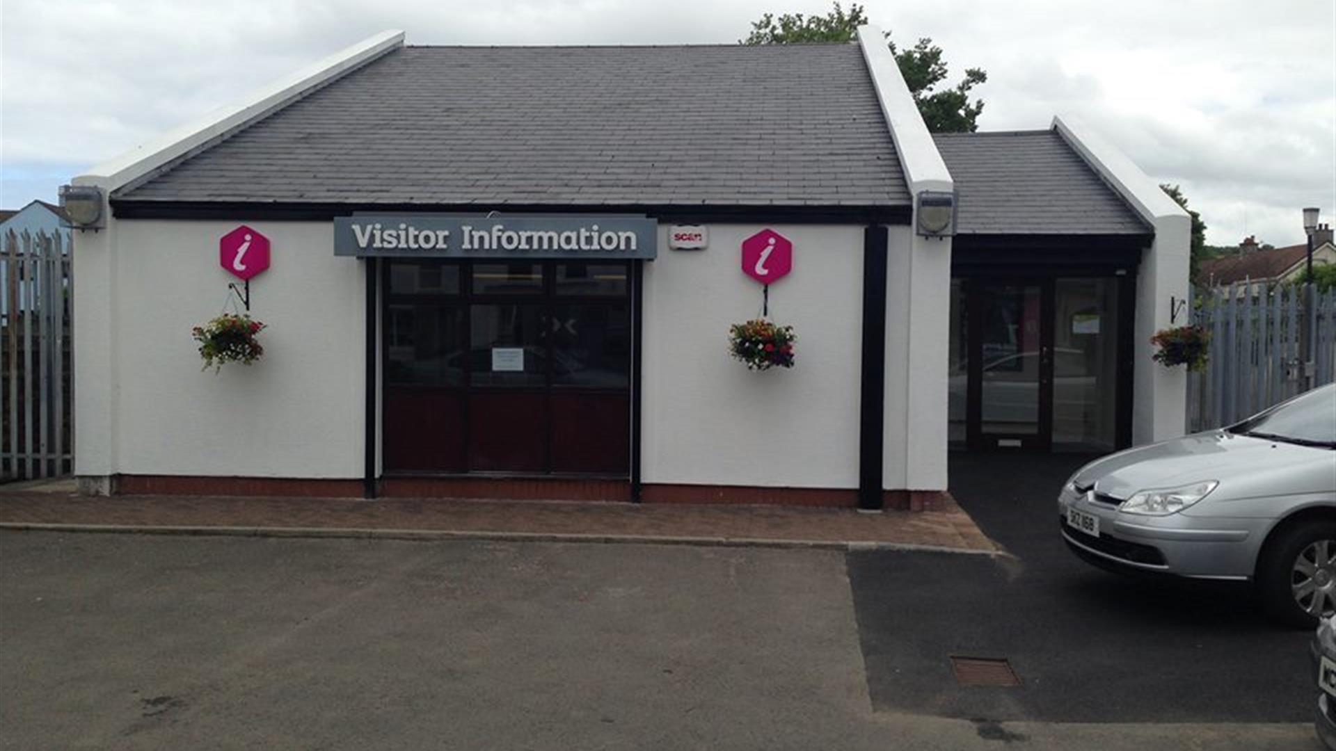 Image of outside of Visitor Information Centre building street view