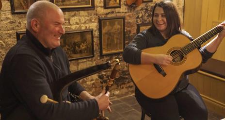 Belfast Traditional Music Trail musicians entertain guests