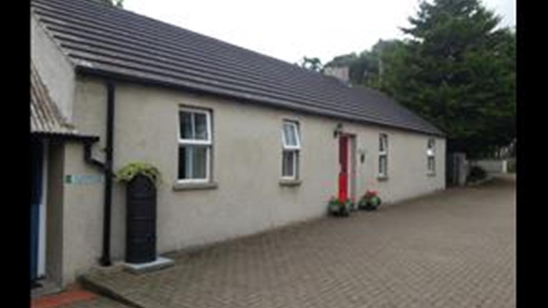 Kings Country Cottages - Mcguigans