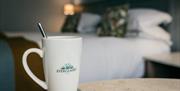 Coffee mug with Everglades logon