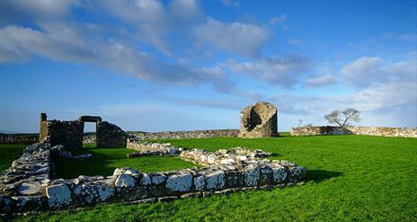 Nendrum monastic site on a clear sunny day