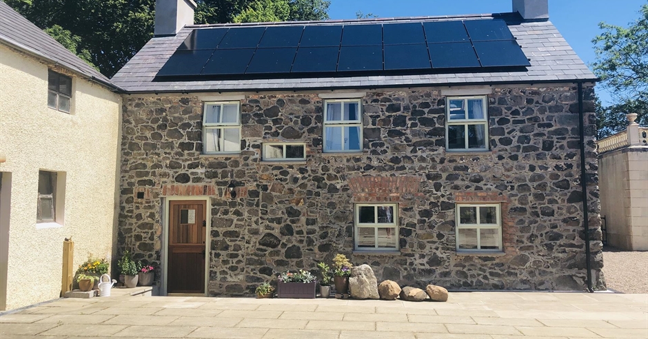 Coachman's Cottage - Ballymoney - Discover Northern Ireland