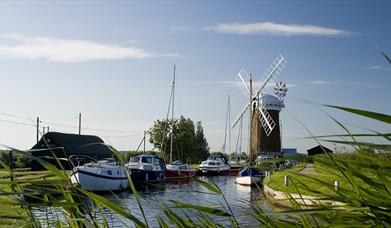 Horsey Windpump and Beach Walking Route