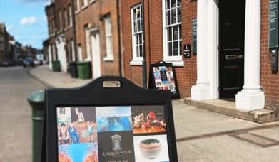 New Art Gallery - Home of the Independent Artist