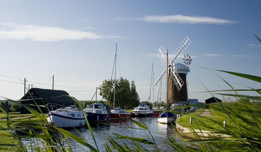 Horsey Windpump and Beach Walking Route