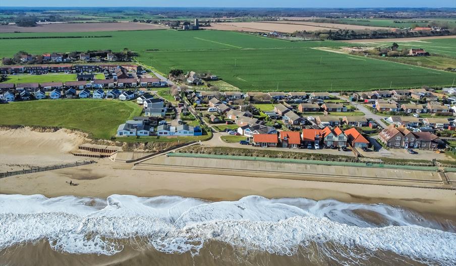 Norfolk Holiday Cottages Barn & Beach