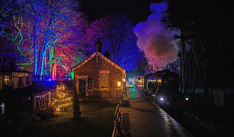 The Norfolk Lights Express arrives at Holt Station
