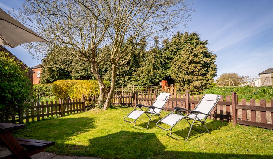 Kestrel Cottage, Horning, Dog friendly, enclosed garden
