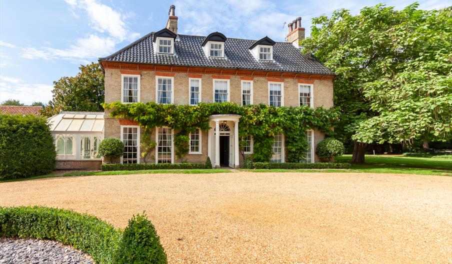 Sedgeford Hall Estate