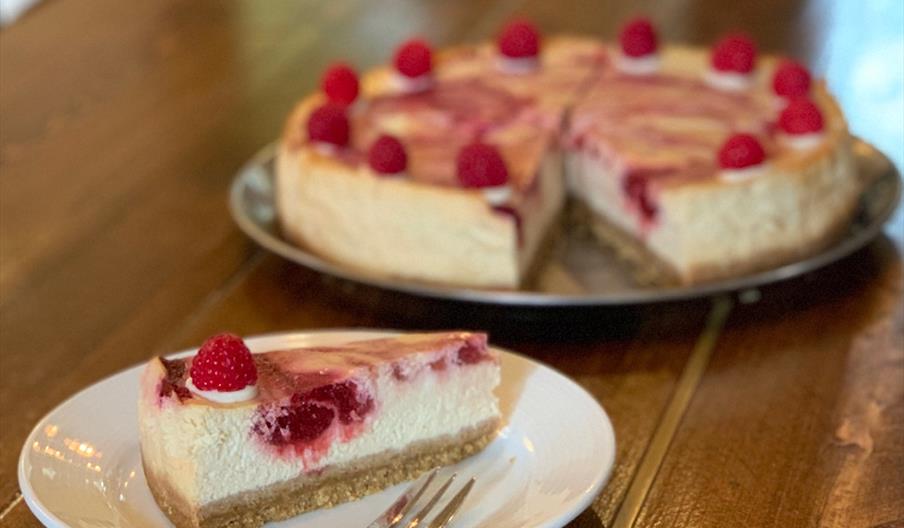 Raspberry & white chocolate cheesecake