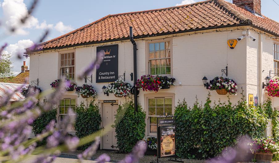 The King William IV Country Pub & Hotel exterior