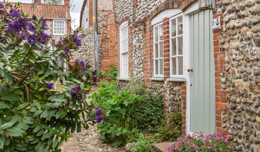 Blakeney Cottage Company