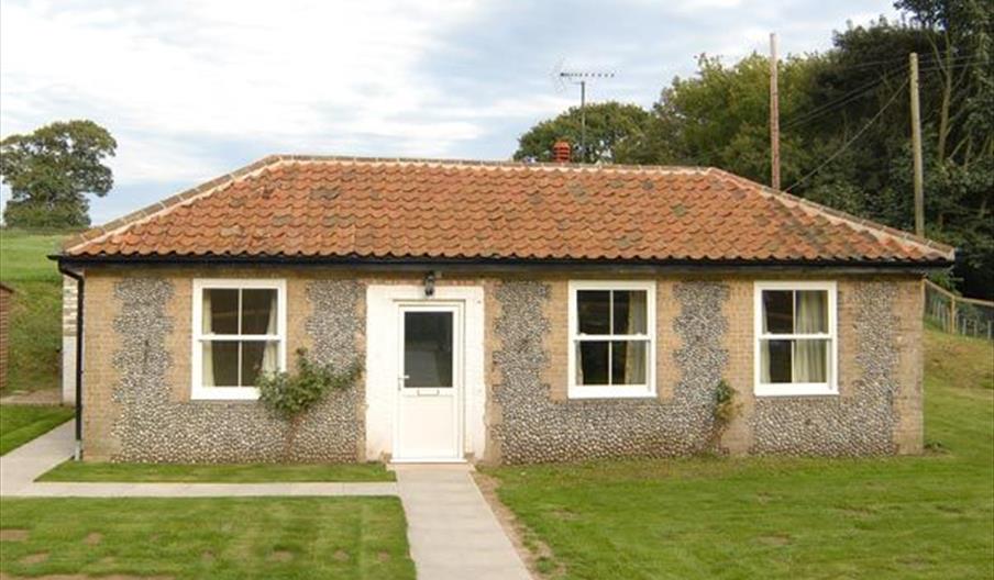 Broadgates Cottages, Cromer