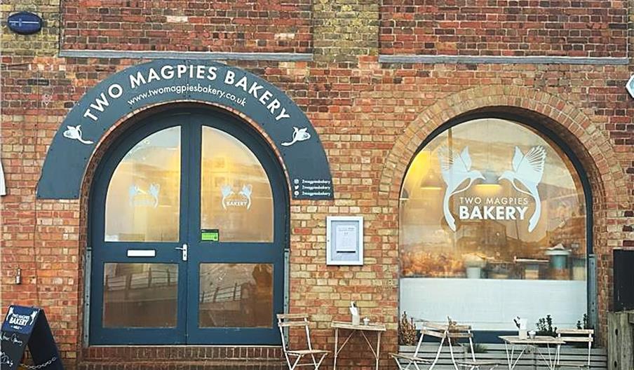 Two Magpies Bakery