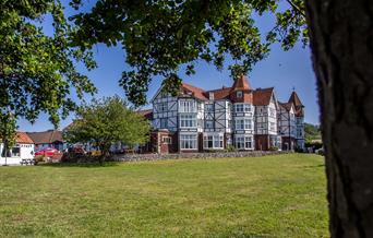 The Links Country Park Hotel