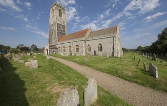 Explore Winterton-on-sea