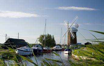 Horsey Windpump and Beach Walking Route